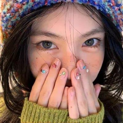 眉间雪